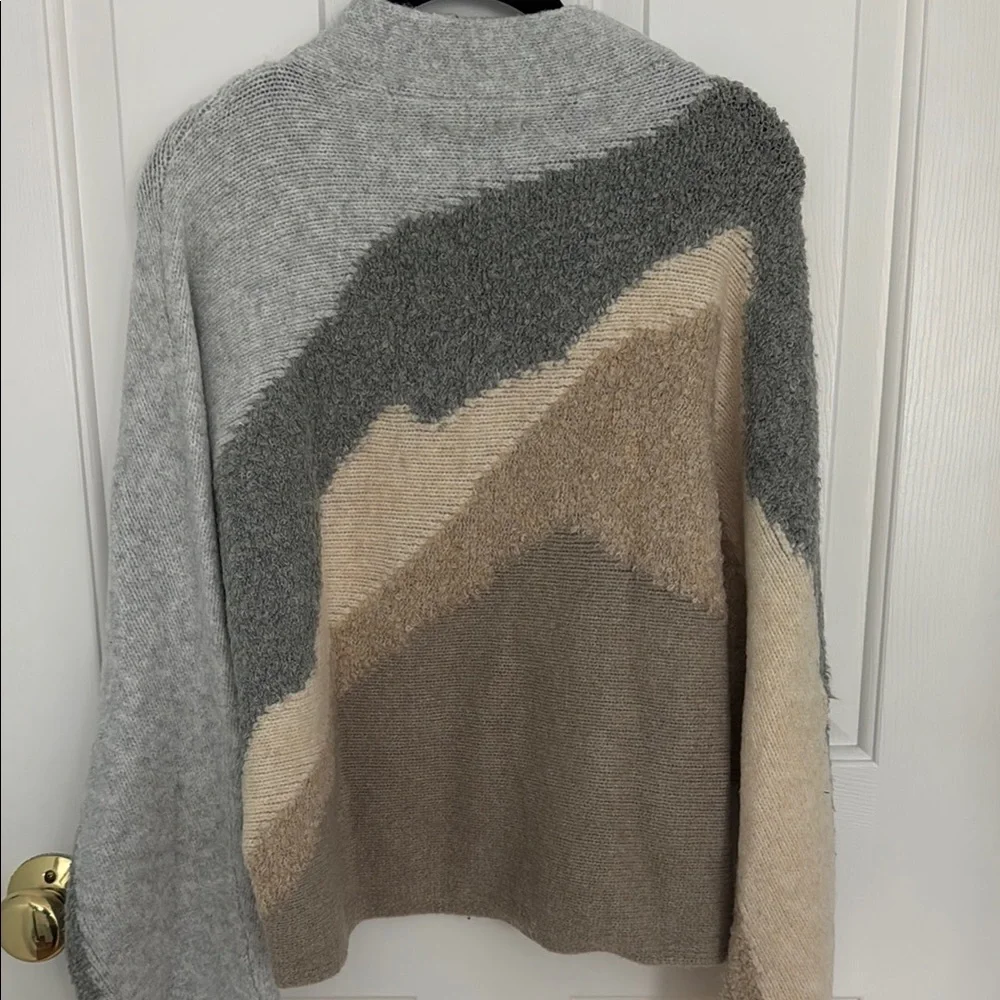Colorblock Sweater in Gray and Tan - Picture 5 of 5
